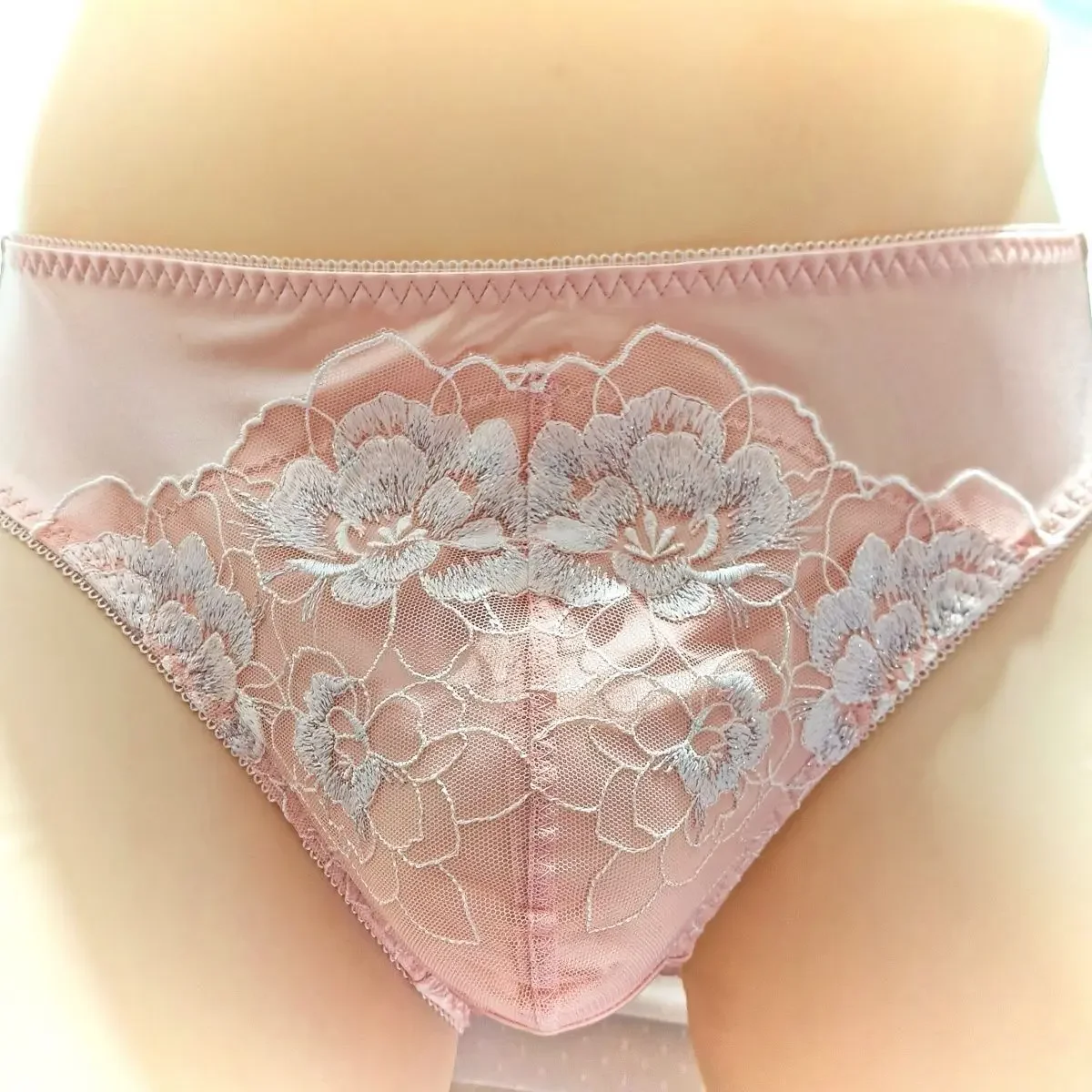 Man's Lace Embroidery Pink Bri - Embroidery Underwear ulasan dan harga