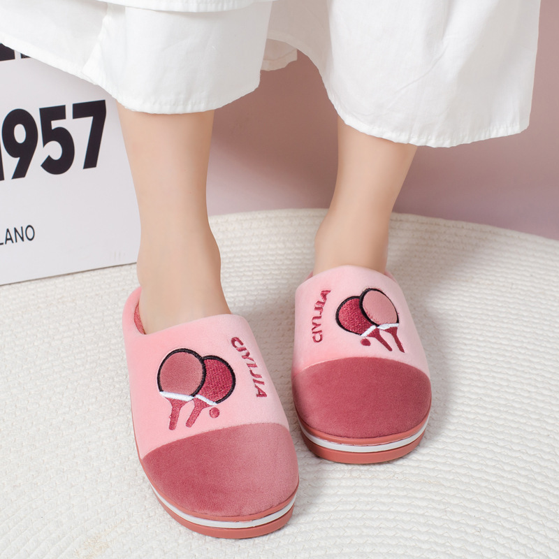 Winter Cartoon Embroidery Slip - Embroidery House ulasan dan harga